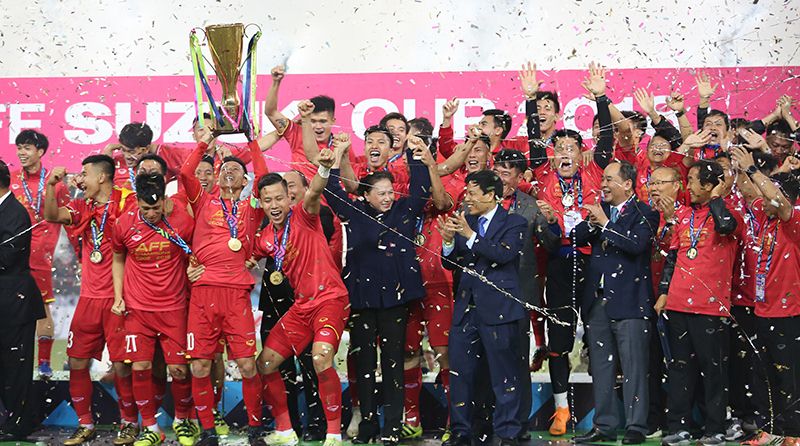 tuyển Việt Nam nâng cao cúp AFF Cup 2018