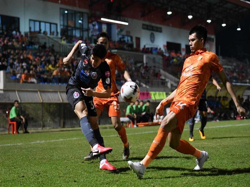 Giải Ngoại hạng Thái còn được gọi là Thai League 1