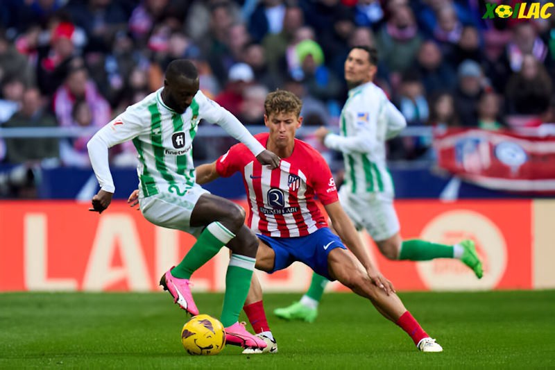 Real Betis sẽ đối đầu với Atletico Madrid trên sân nhà