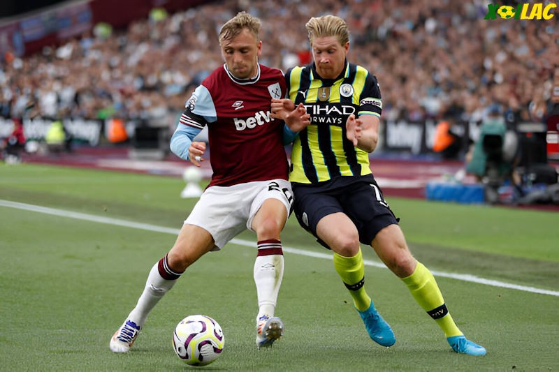 Manchester City sẽ đối đầu với West Ham trên sân nhà