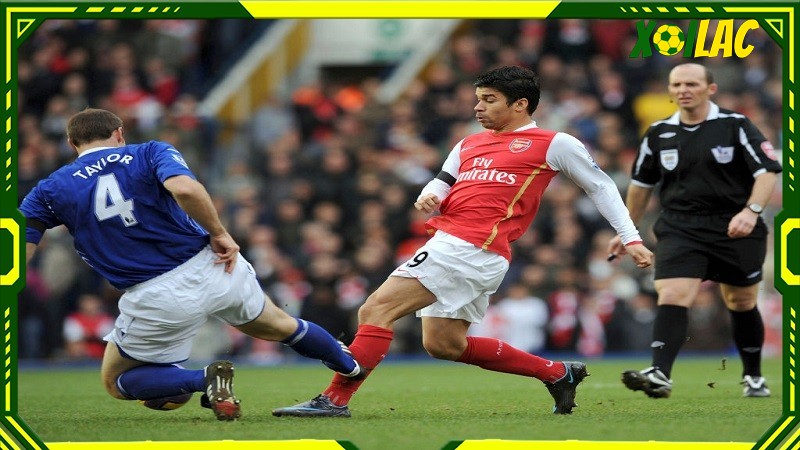 Eduardo da Silva là những cầu thủ gặp chấn thương gãy ống đồng kinh hoàng nhất